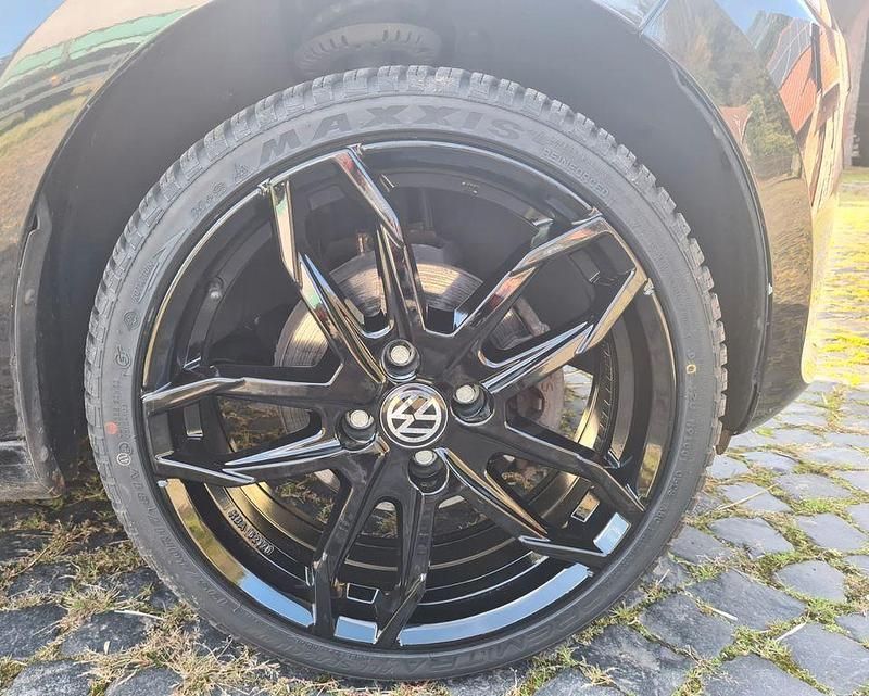 Gebraucht VW up! 68 PS (50 kW) 2014 Schwarz Kleinwagen