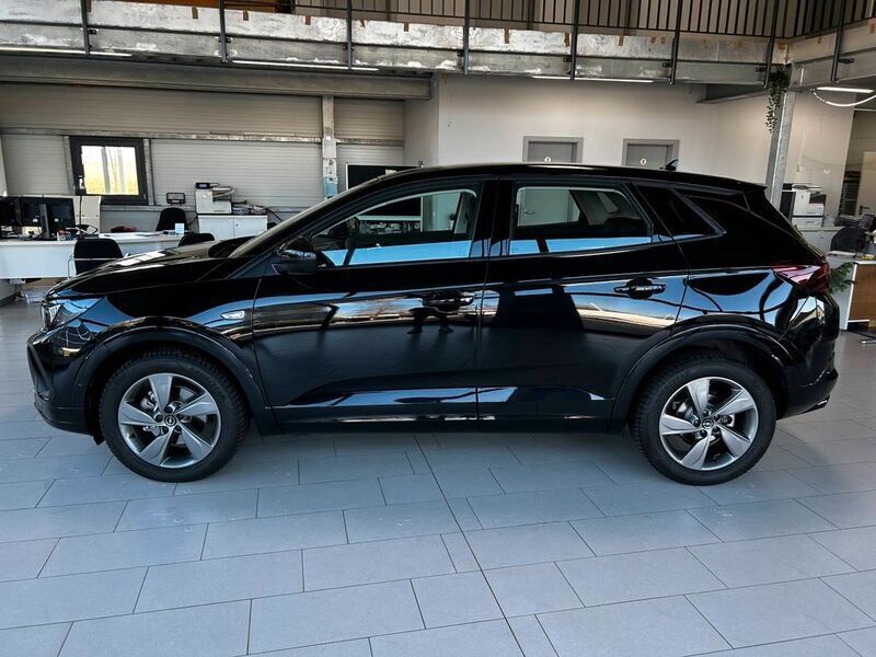 Schwarz Gebraucht 2024 Opel Grandland X GS Line SUV | 24.470 € (Fairer Preis) - Bild 1/4