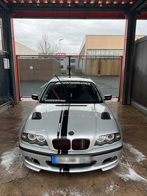 Silber Gebraucht 2000 BMW 316 M Sport Limousine | 3.000 € - Bild 1/4