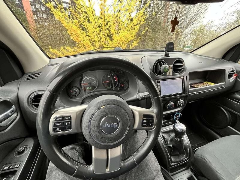 Gebraucht Jeep Compass Limited 136 PS (100 kW) 2011 SUV