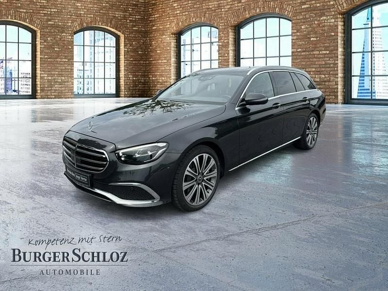 Gebraucht Mercedes E400 330 PS (242 kW) 2022 Metalliclack graphitgrau Kombi