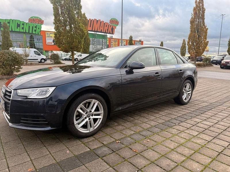 Gebraucht Audi A4 Ambiente 150 PS (110 kW) 2017 Blau Limousine