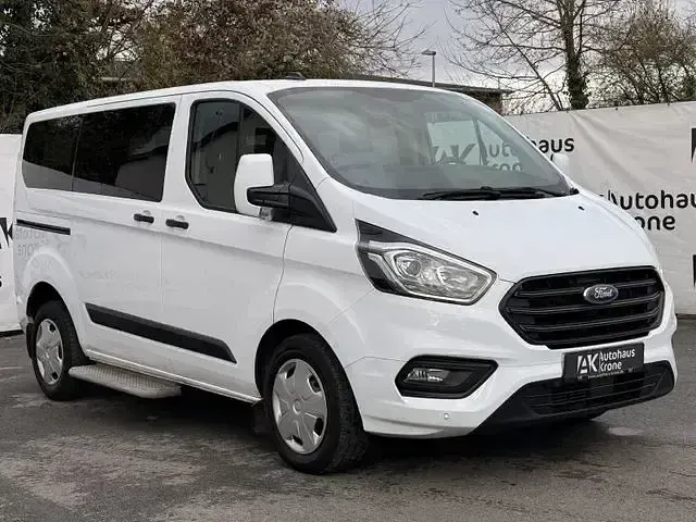 Używany Ford Transit Custom Trend 105 KM (77 kW) 2020 Biały Minivan