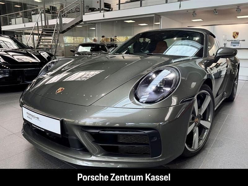 Grün Gebraucht 2024 Porsche 911 Targa 4 Cabrio | 159.922 € - Bild 1/4