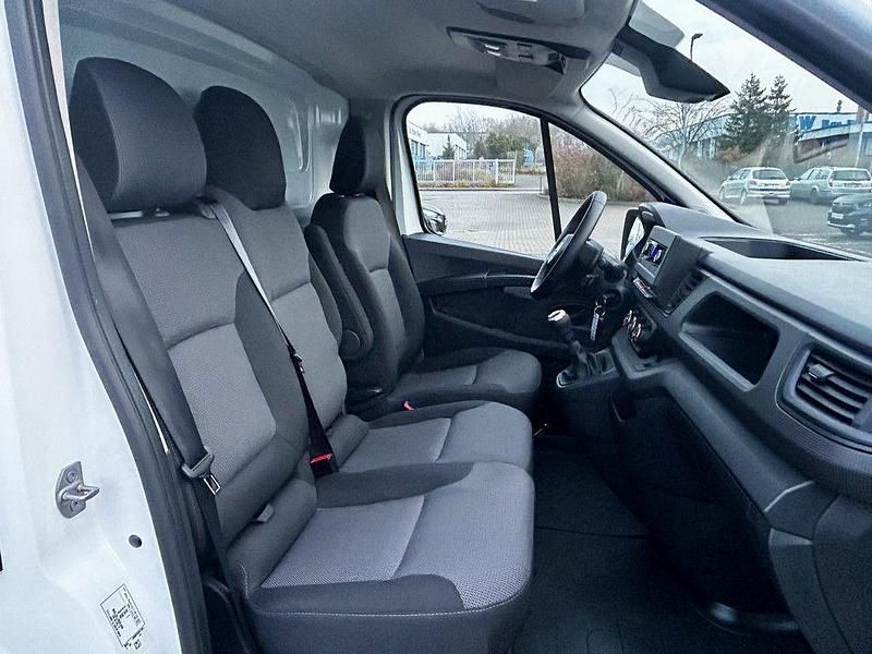 Gebraucht Nissan Primastar Acenta 110 PS (80 kW) 2023 Weiß Van / Kleinbus
