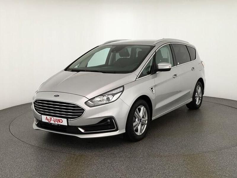 Silber Gebraucht 2022 Ford S-MAX Titanium Van / Kleinbus | 24.490 € (Fairer Preis) - Bild 1/4