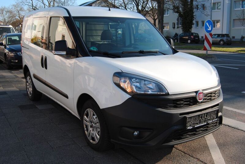 Weiß Gebraucht 2021 Fiat Doblò Van / Kleinbus | 7.880 € (Guter Preis) - Bild 1/4