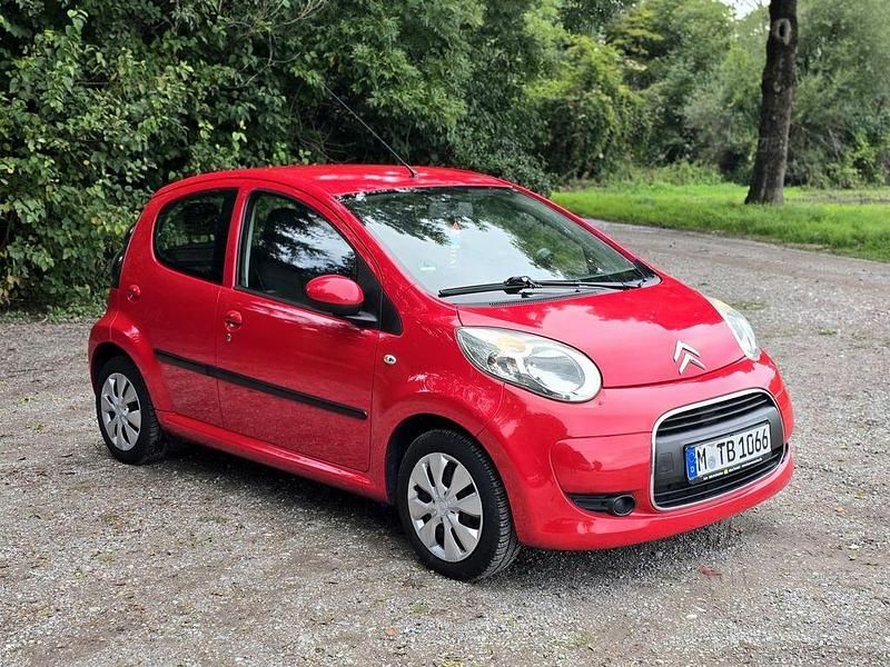 Rot Gebraucht 2009 Citroën C1 Advance Kleinwagen | 2.500 € (Etwas zu teuer) - Bild 1/4