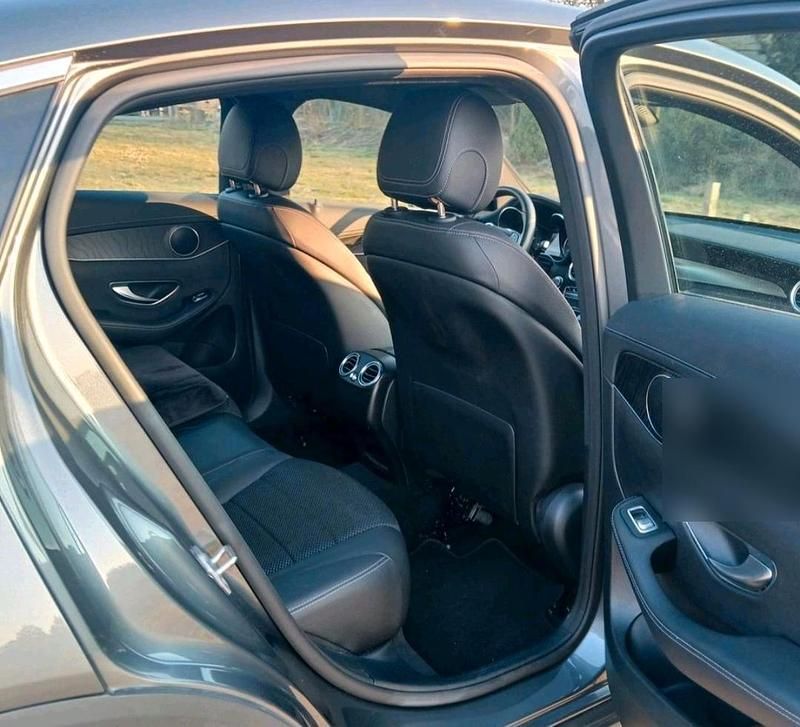 Gebraucht Mercedes GLC350 211 PS (155 kW) 2017 Grau Coupé