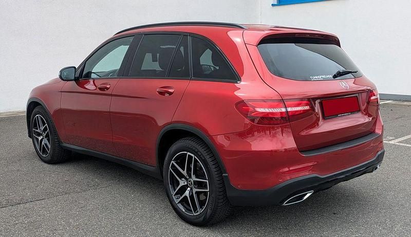Gebraucht Mercedes GLC250 AMG 204 PS (150 kW) 2017 Rot SUV