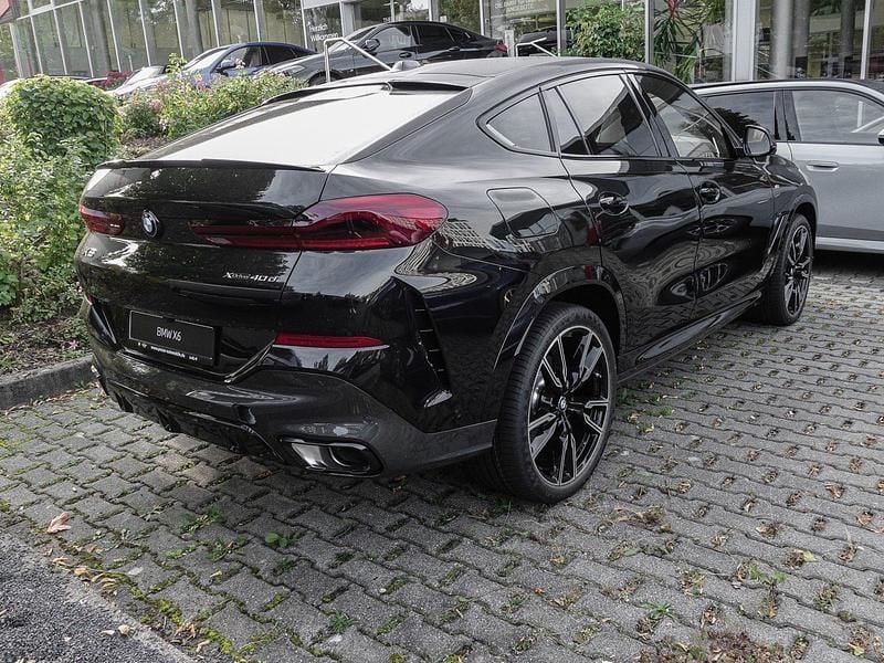 Neu BMW X6 Performance 340 PS (250 kW) 2026 Schwarz SUV