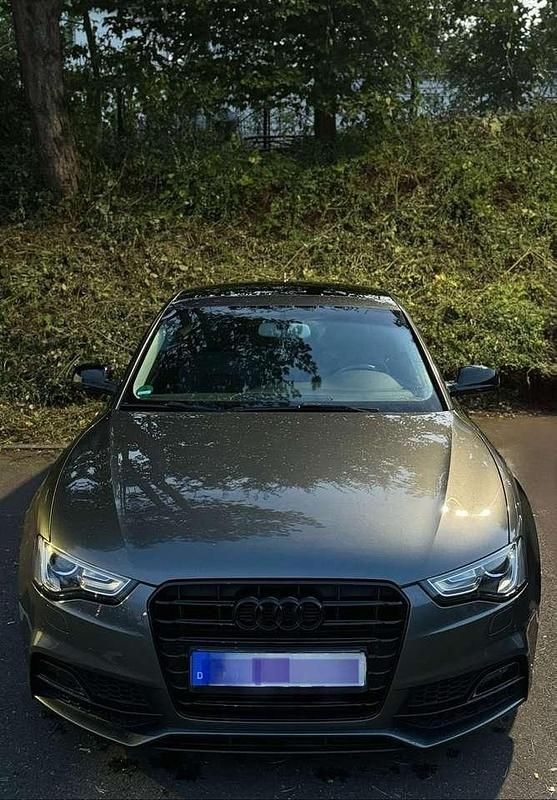 Grau Gebraucht 2016 Audi A5 S-Line Coupé | 17.000 € (Teuer) - Bild 1/4