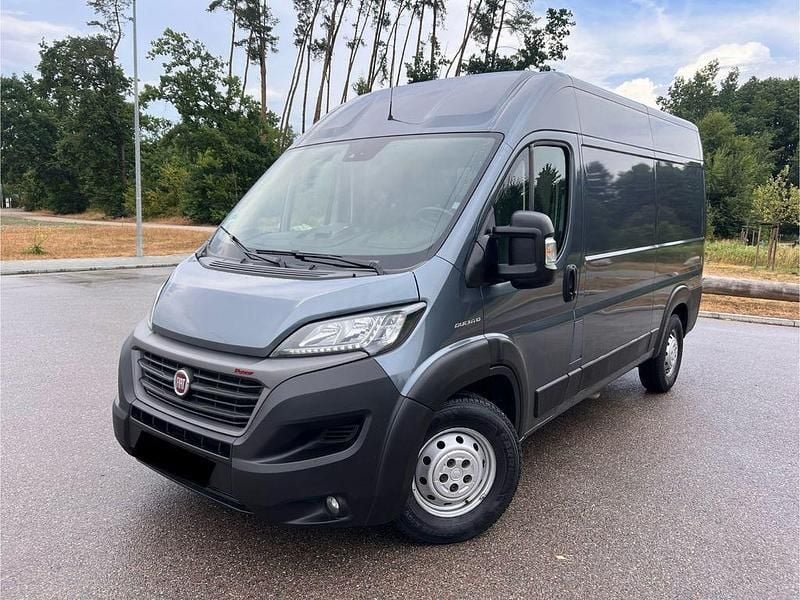 Grau Gebraucht 2020 Fiat Ducato Van | 14.999 € (Guter Preis) - Bild 1/4
