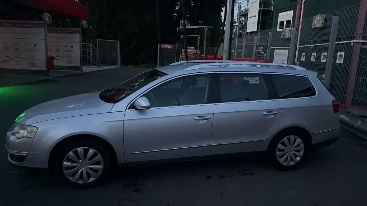 Gebraucht VW Passat Comfortline 140 PS (102 kW) 2008 Silber Limousine