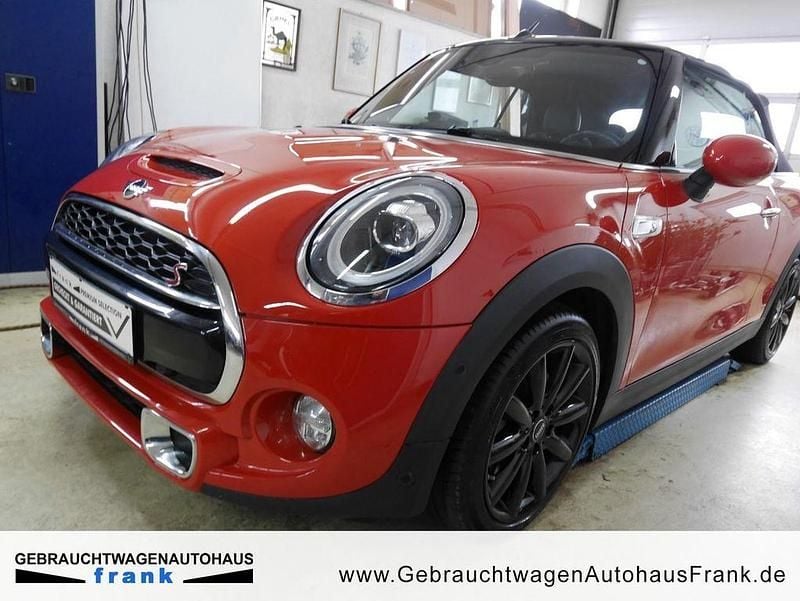 Gebraucht Mini Cooper S Cabriolet 192 PS (141 kW) 2018 Solaris orange metallic Cabrio