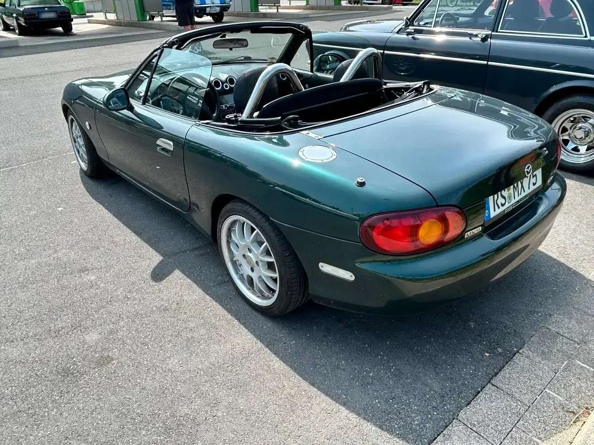 Gebraucht Mazda MX5 110 PS (80 kW) 1998 Grün Cabrio