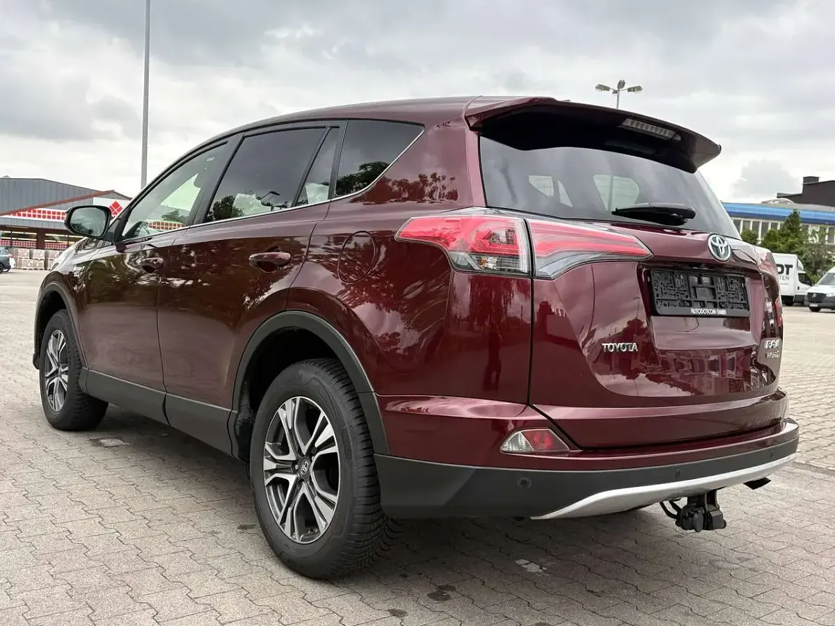 Gebraucht Toyota RAV4 Hybrid Edition 155 PS (114 kW) 2016 Chili SUV