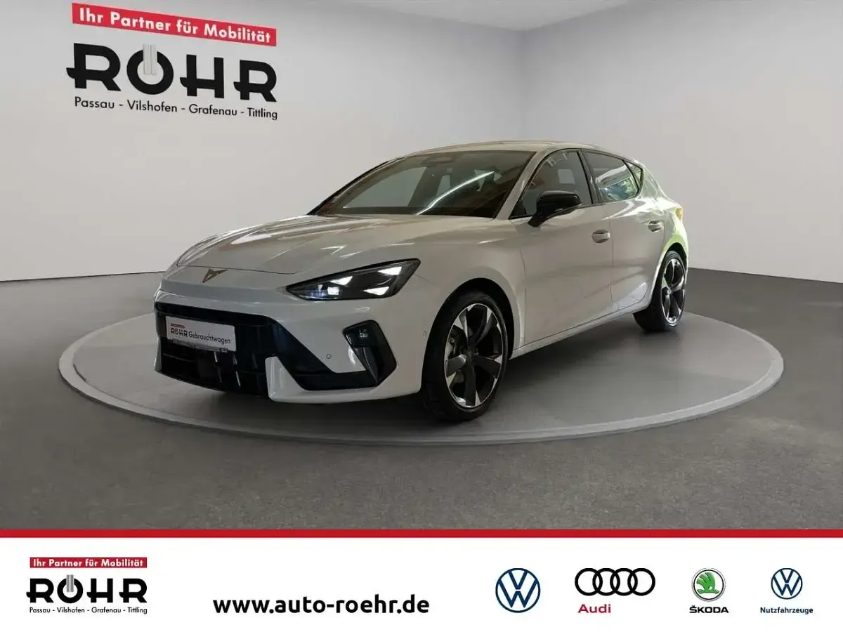 Usata Cupra Leon 150 CV (110 kW) 2026 Bianco Berlina
