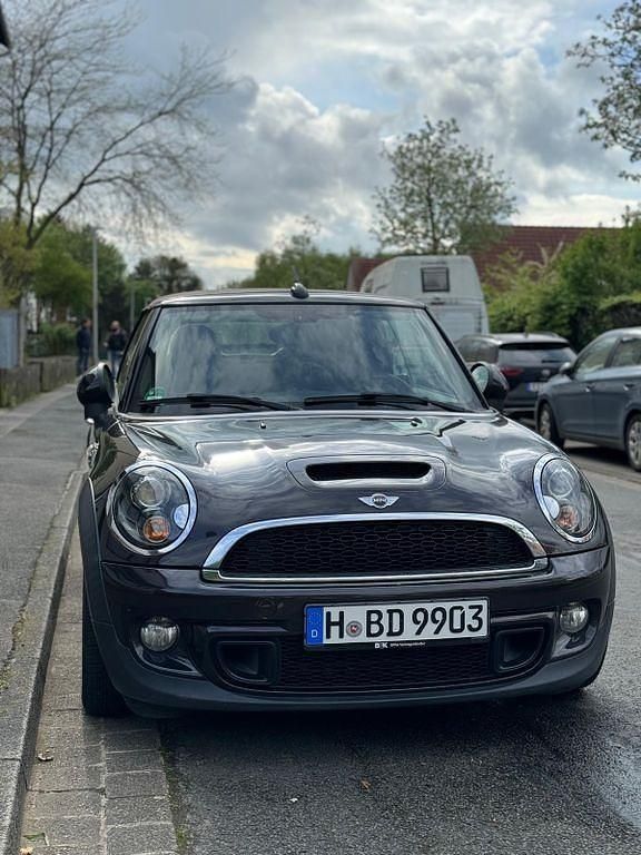 Braun Gebraucht 2014 Mini Cooper SD Kleinwagen | 11.900 € (Fairer Preis) - Bild 1/4