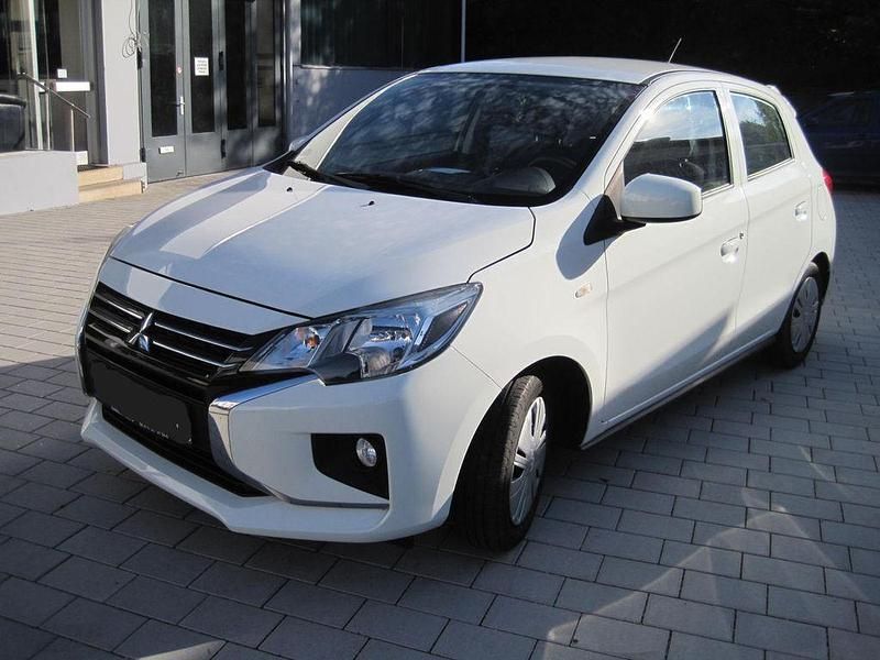 Weiß Gebraucht 2020 Mitsubishi Space Star Limousine | 7.300 € (Guter Preis) - Bild 1/4