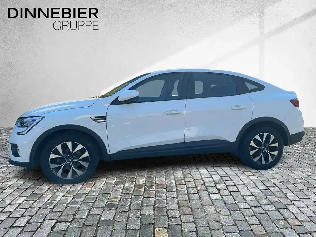 Gebraucht Renault Arkana Equilibre 140 PS (102 kW) 2023 Weiß SUV