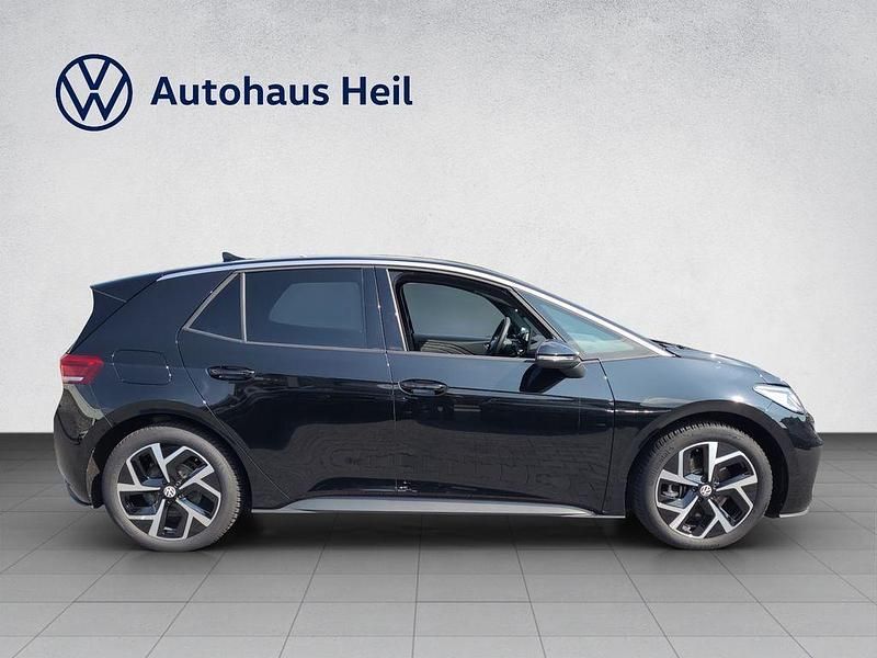 Gebraucht VW ID.3 Pro 150 kW (204 PS) 2023 Grenadillschwarz Kleinwagen