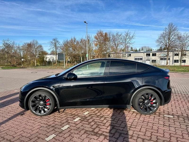 Gebraucht Tesla Model Y Performance 392 kW (534 PS) 2022 Schwarz SUV