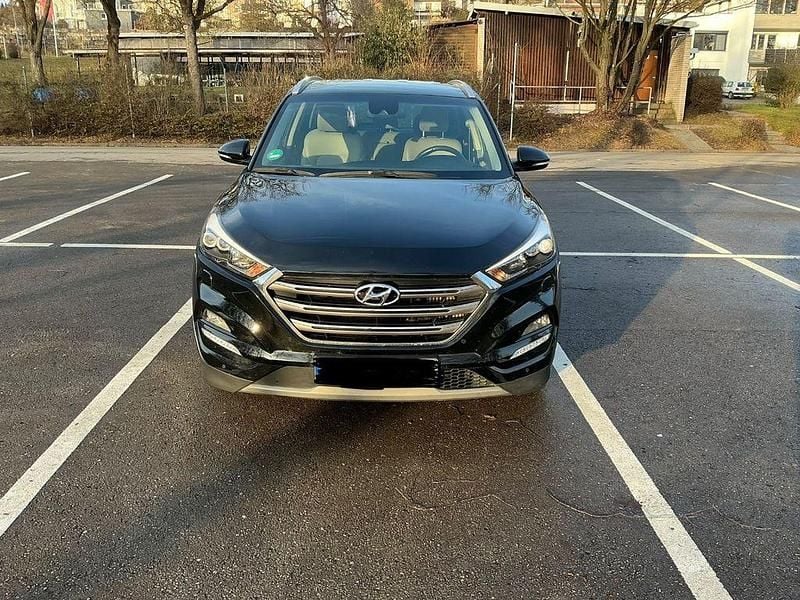 Schwarz Gebraucht 2016 Hyundai Tucson Premium SUV | 13.900 € (Fairer Preis) - Bild 1/4