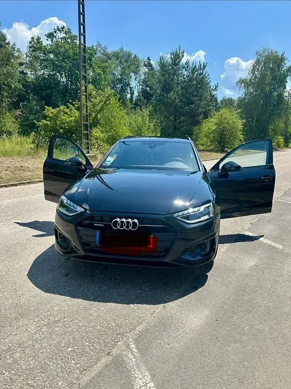 Gebraucht Audi A4 Advanced 265 PS (194 kW) 2022 Schwarz Kombi