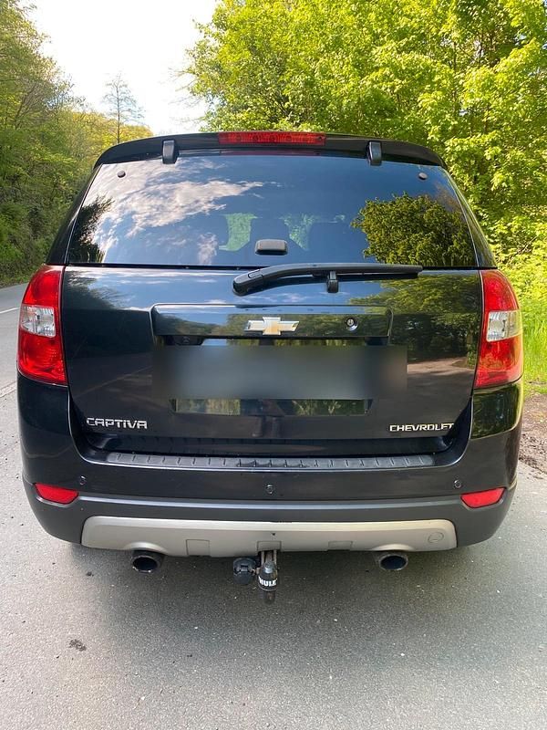 Gebraucht Chevrolet Captiva 163 PS (119 kW) 2012 Schwarz SUV