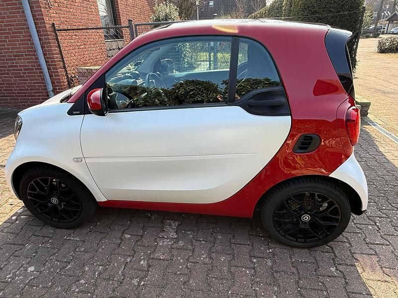 Gebraucht Smart ForTwo Coupé 90 PS (66 kW) 2017 Weiß Coupé