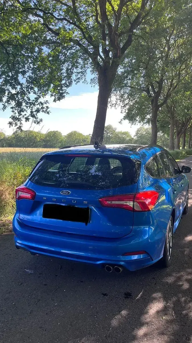 Gebraucht Ford Focus ST-Line 150 PS (110 kW) 2020 Blau Kombi