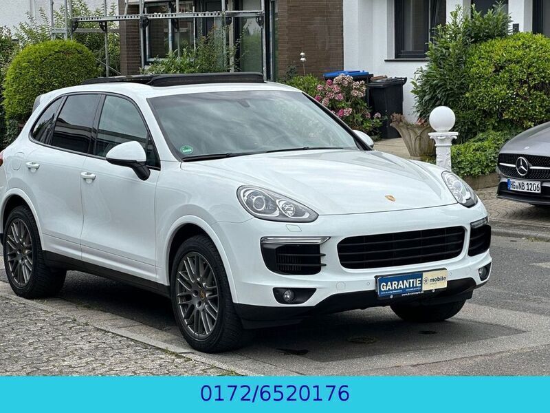 Weiß Gebraucht 2016 Porsche Cayenne Platinum Edition SUV | 41.000 € (Etwas zu teuer) - Bild 1/4