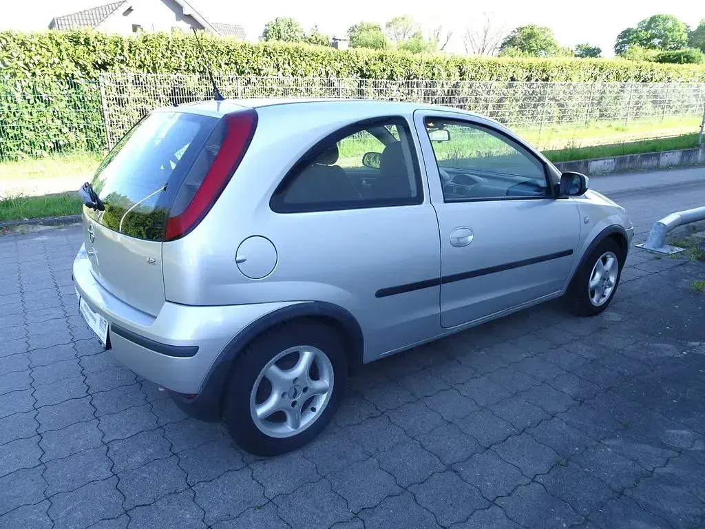 Gebraucht Opel Corsa Enjoy 75 PS (55 kW) 2003 Grau Kleinwagen