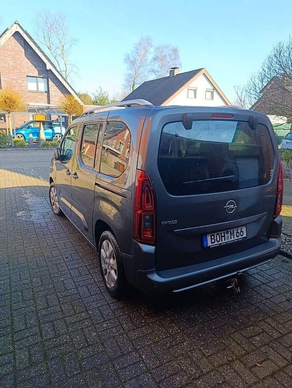 Gebraucht Opel Combo Life Innovation 131 PS (96 kW) 2020 Grau Van / Kleinbus