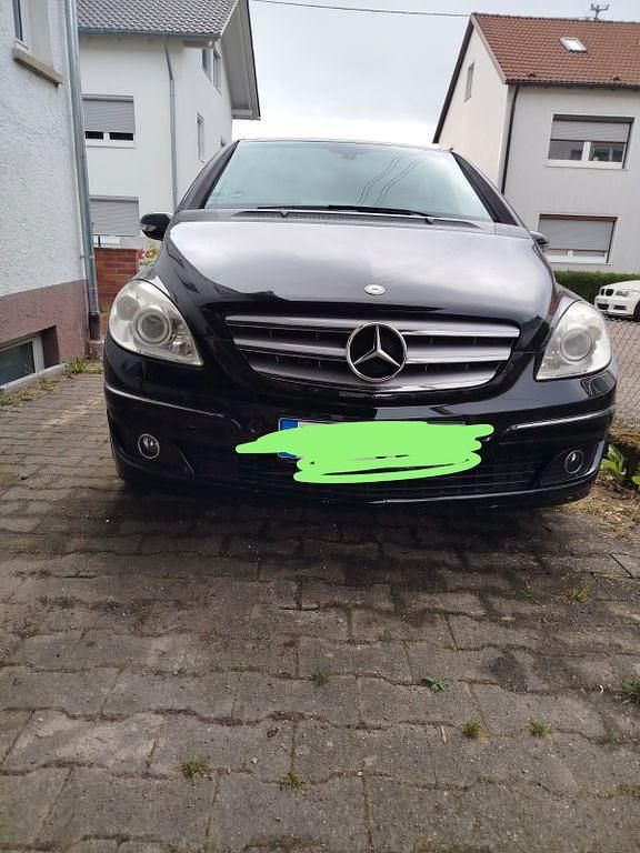 Schwarz Gebraucht 2007 Mercedes B200 Edition Van / Kleinbus | 2.600 € (Superpreis) - Bild 1/4