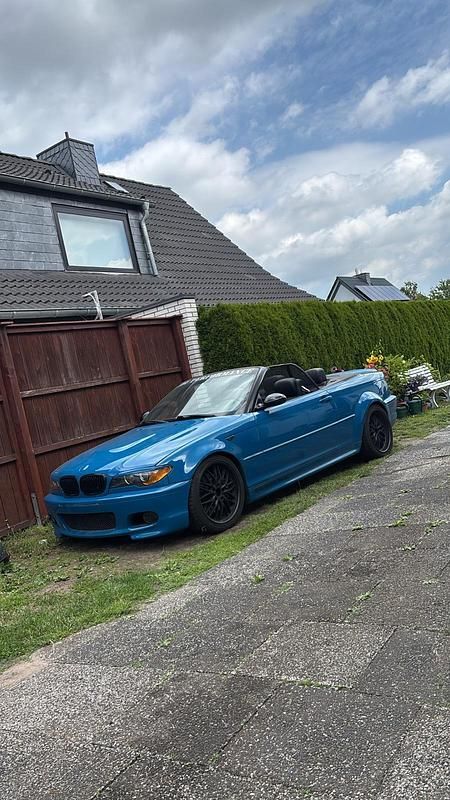 Blau Gebraucht 2001 BMW 330 Cabriolet Cabrio | 8.000 € (Fairer Preis) - Bild 1/4