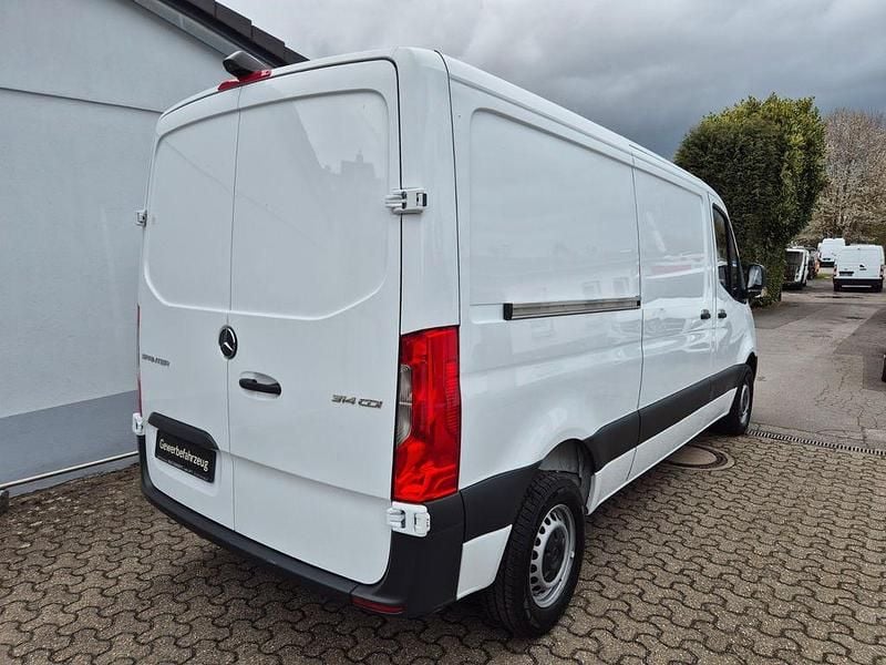 Second-hand Mercedes Sprinter 143 CP (105 kW) 2018 Alb Van