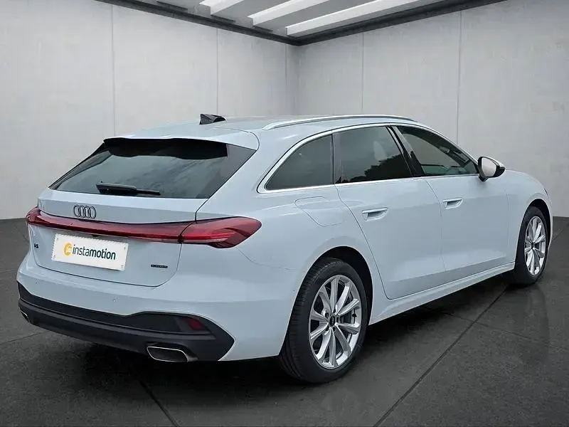 Gebraucht Audi A5 204 PS (150 kW) 2025 Weiß Kombi