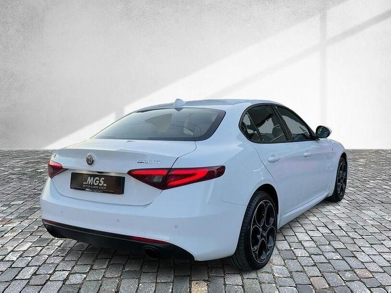 Gebraucht Alfa Romeo Giulia Ti 280 PS (205 kW) 2022 Colore esterno (bianco alfa, uni) Limousine