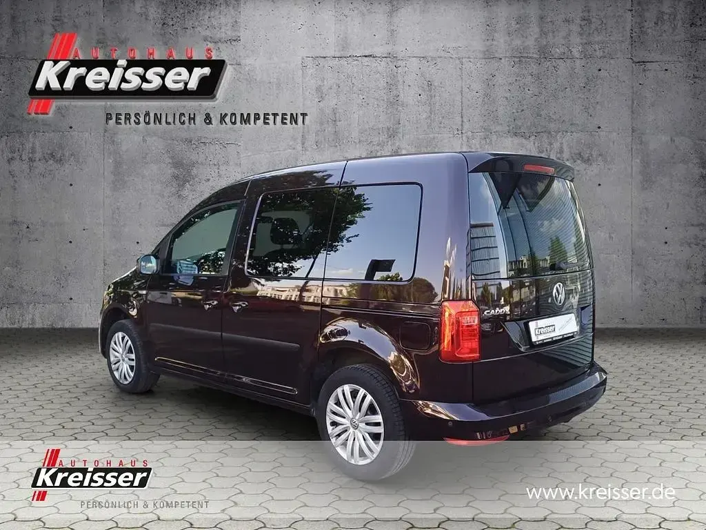 Gebraucht VW Caddy Trendline 131 PS (96 kW) 2018 Schwarz Van / Kleinbus