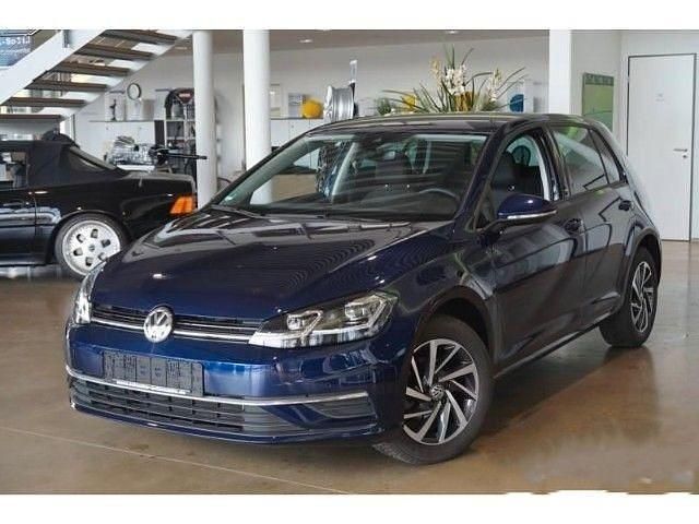 Blau Gebraucht 2017 VW Golf VII Sound Limousine | 11.780 € (Guter Preis) - Bild 1/4