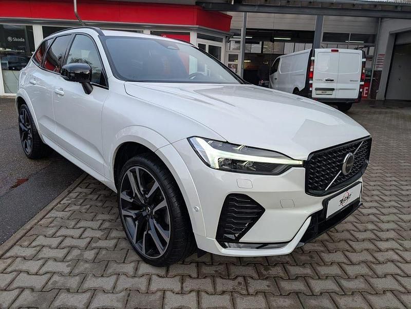 Gebraucht Volvo XC60 Ultimate 250 PS (183 kW) 2023 Weiß SUV