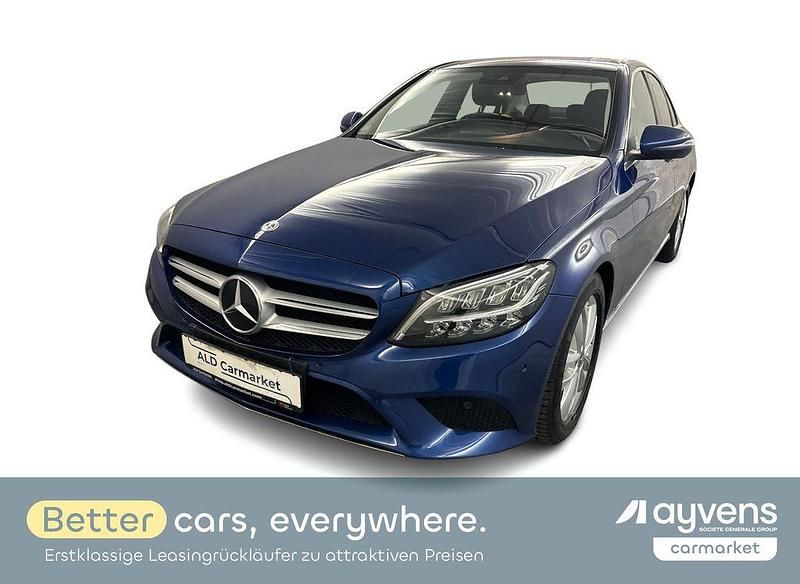 Gebraucht Mercedes C200 Avantgarde 184 PS (135 kW) 2021 Blau Limousine
