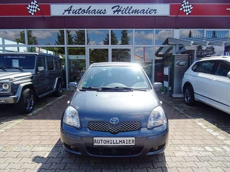 Blau Gebraucht 2005 Toyota Yaris Edition Kleinwagen | 999 € (Guter Preis) - Bild 1/4