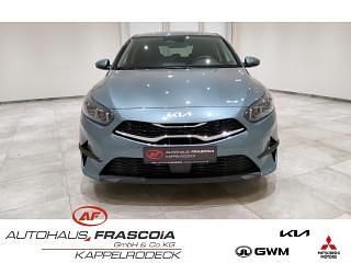 Neu Kia Ceed 140 PS (102 kW) 2026 Grau Kleinwagen