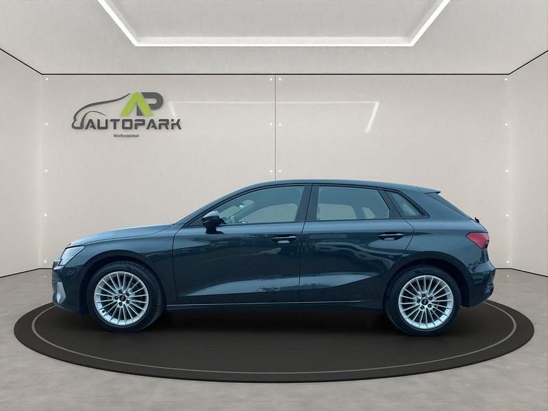 Gebraucht Audi A3 Advanced 150 PS (110 kW) 2022 Grau Limousine