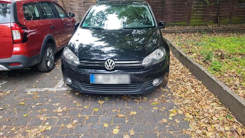Schwarz Gebraucht 2010 VW Golf VI Limousine | 6.200 € (Teuer) - Bild 1/4