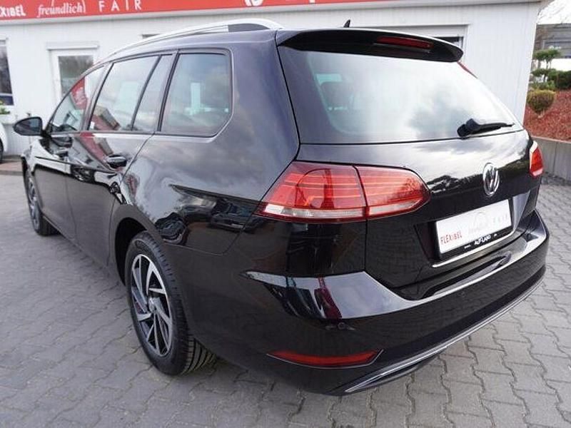 Gebraucht VW Golf VII Join 110 PS (80 kW) 2018 Schwarz Kombi