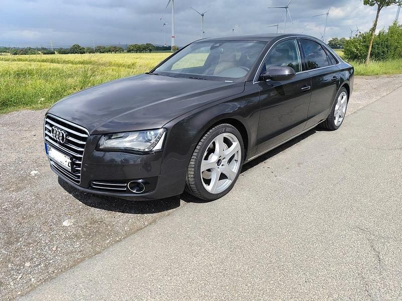 Schwarz Gebraucht 2013 Audi A8 Ambiente Limousine | 18.900 € (Superpreis) - Bild 1/4